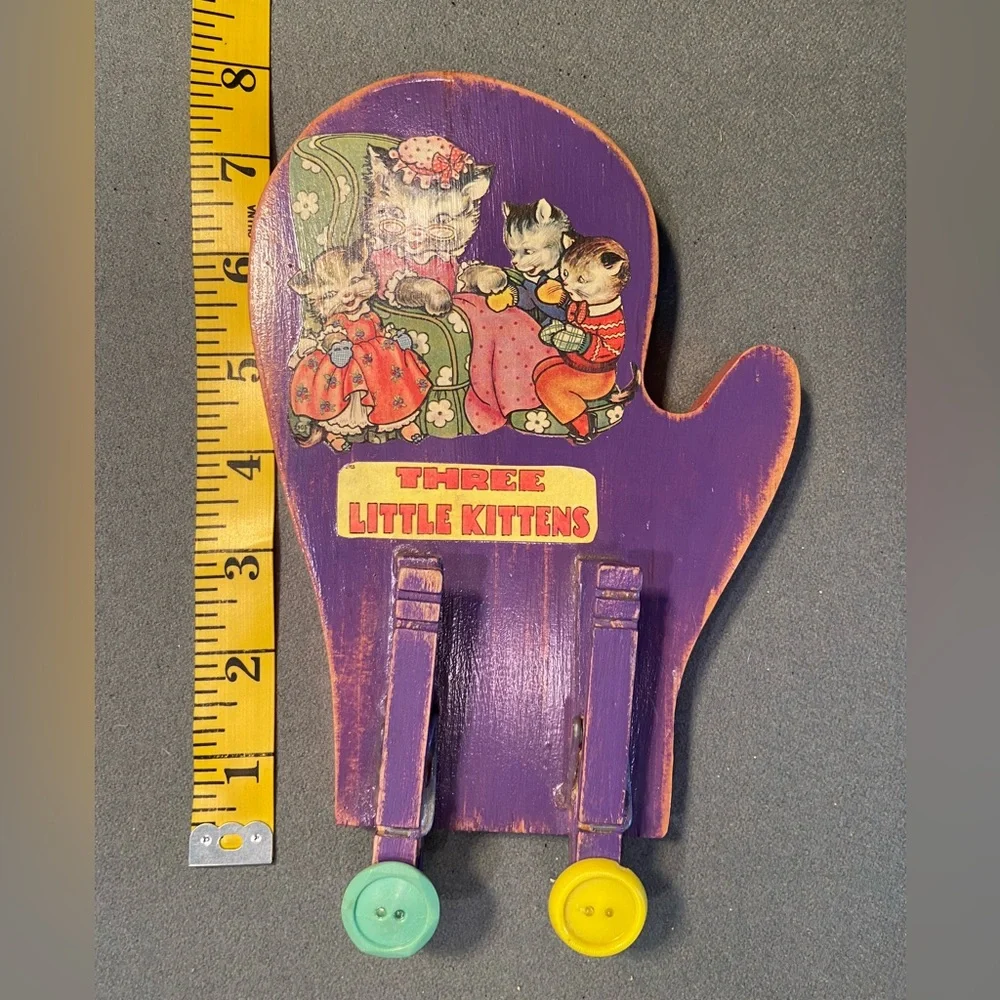 Children’s Mitten Holder,‎ 3 Little Kittens, wall hook, purple, buttons